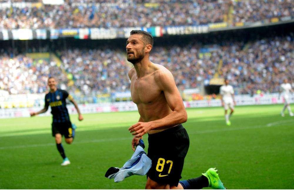 Da Lautaro a Candreva, fino a De Vrij: feeling speciale con le gare col Milan