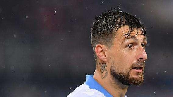 Lazio, Acerbi: "L'anno scorso dopo la vittoria con l'Inter abbiamo sbagliato. Non possiamo arrivare ottavi"