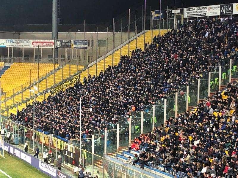 Curva Nord, la protesta continua: ad inizio gara tifosi seduti e in silenzio