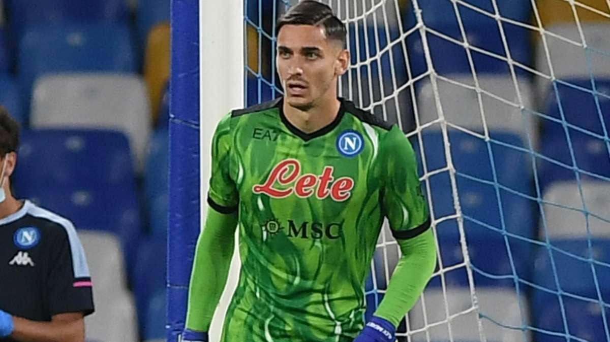 Napoli, Meret e un membro dello staff tecnico positivi al Covid-19. Elmas negativo