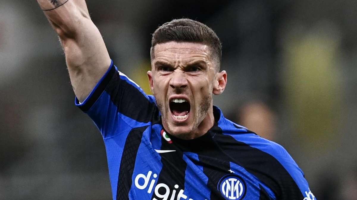 SI - Torna l'interesse del Wolfsburg per Gosens. Ma al momento nessuna offerta all'Inter