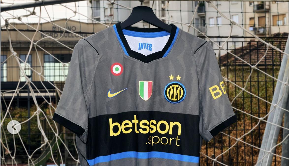 Inter e Nike presentano il Third Kit per la stagione 2026/27: ritorno agli anni '90