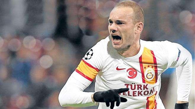Parla Sneijder: "Gala, sto sognando: che gioia per me!". Ma sull'Inter...