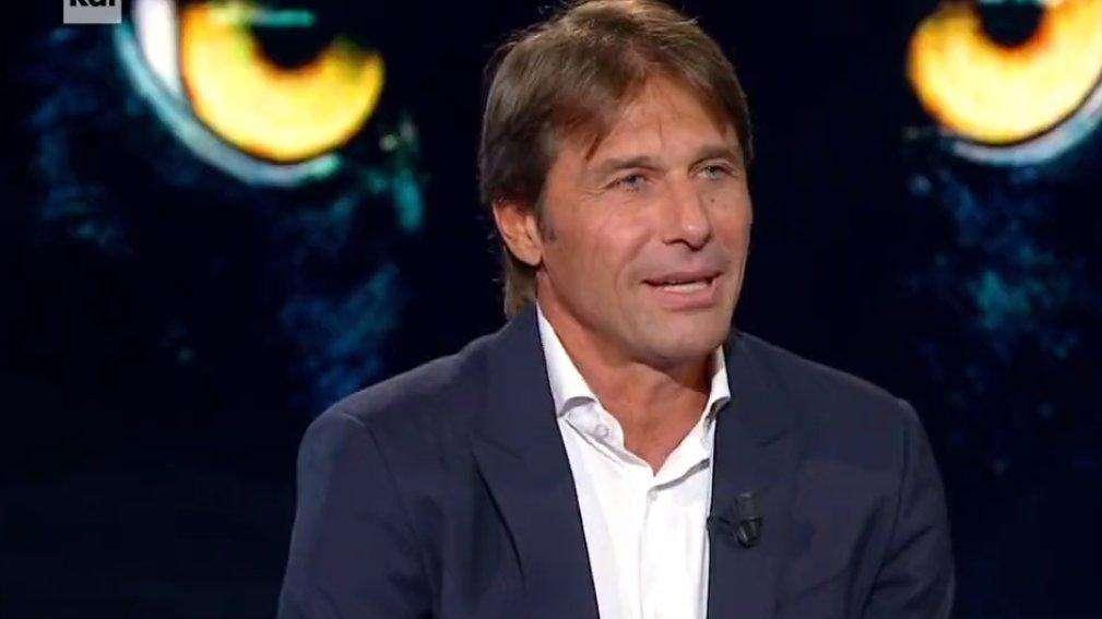 La rivelazione di Schwoch sul futuro di Conte: "Ero da lui a Torino, ha ammesso che il Napoli sta spingendo" 