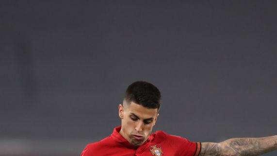 Portogallo, Cancelo positivo al Covid-19: addio Europei. Al suo posto Dalot