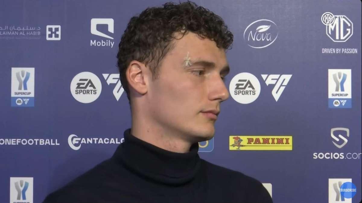 Pavard a ITV: "Affrontiamo una squadra forte, un peccato non giocare a San Siro stasera"