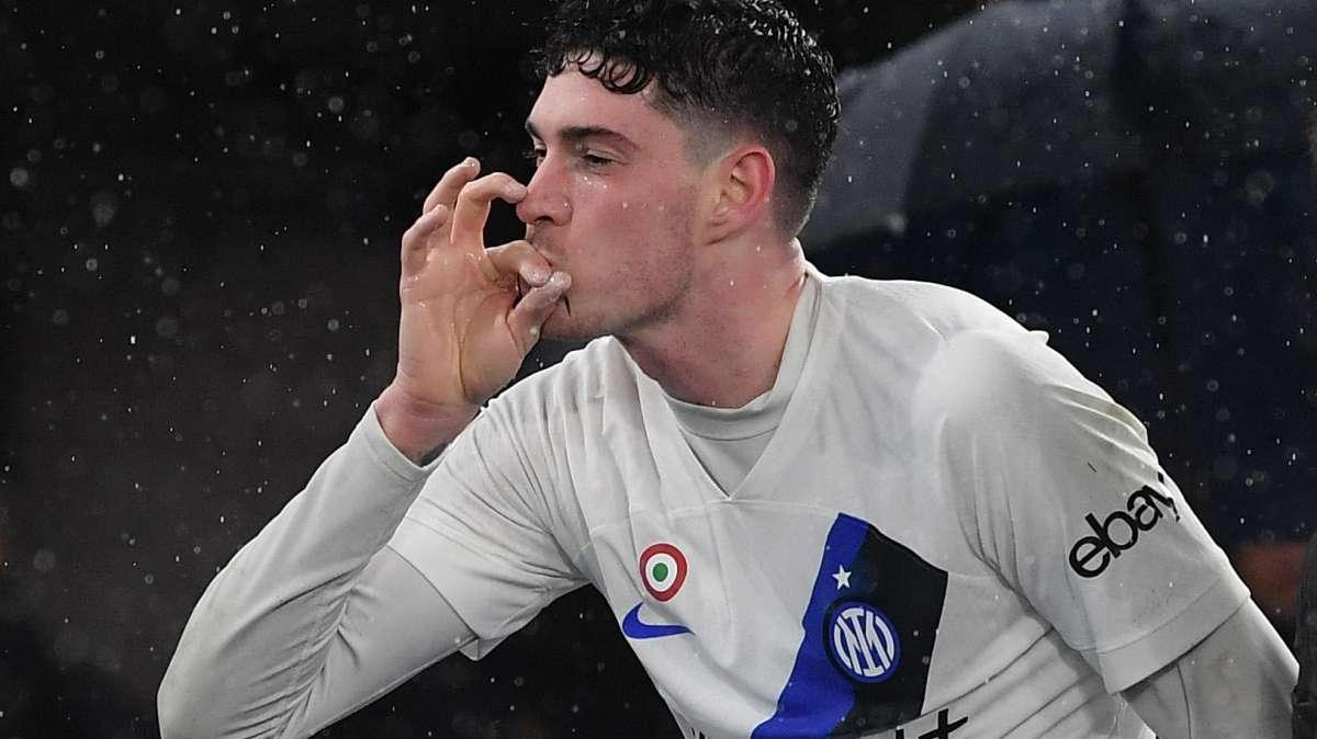 Bastoni: "C'è una grossa differenza con lo scudetto di Conte, ecco com'è nata questa Inter. Champions? Pensate..."