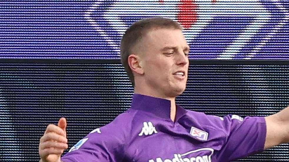 Qui Fiorentina - Verso l'Inter, buone chance per Gudmundsson dal 1'. Forti dubbi per Adli