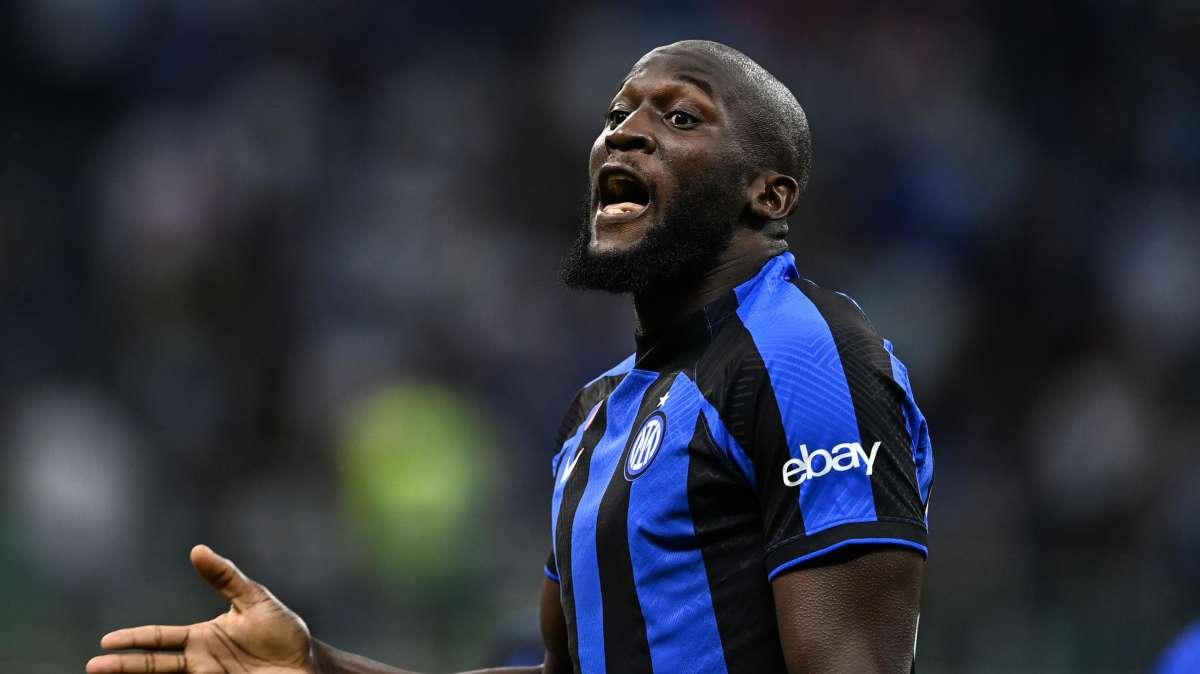 TS - L'Inter studia una nuova offerta per Lukaku: idea prestito con obbligo. E Big Rom vuole ridursi l'ingaggio 