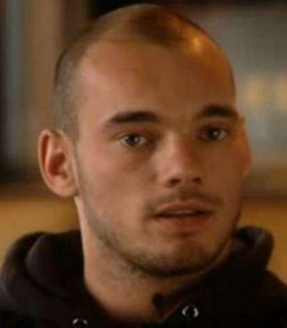 Il Real Madrid lancia l'ultimatum a Sneijder: "All'Inter o fuori rosa"