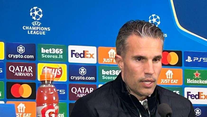 Feyenoord, Van Persie in conferenza: "Sul rigore non ho visto molto contatto. Qui mi sto divertendo"