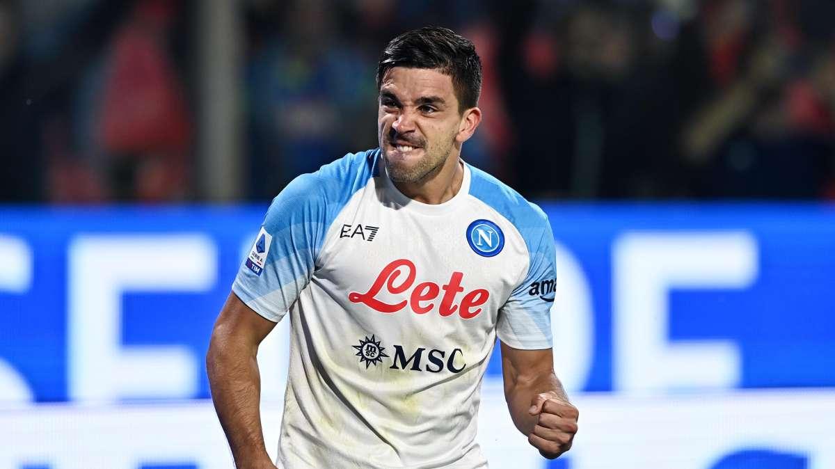 Napoli, ottava sinfonia filata: 4-1 alla Cremonese e vetta solitaria