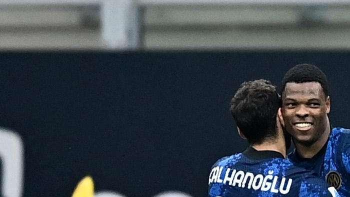 CdS - D'Ambrosio più di Dimarco, riecco Dumfries e Calhanoglu: la probabile di Inzaghi