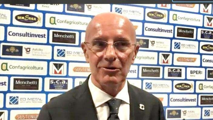Sacchi: "Milan favorito per lo scudetto, ma deve fare attenzione a Juve e Inter"