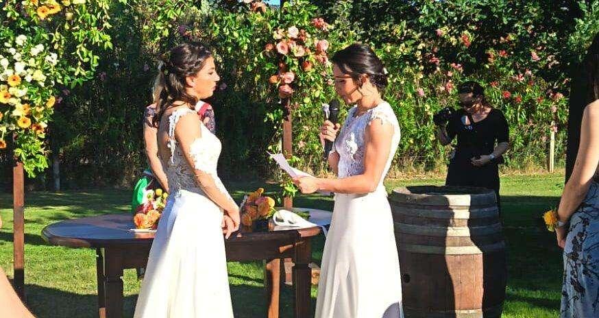 Elisa Bartoli sposa la sua Lucia. Le due calciatrici hanno pronunciato il loro 'sì'