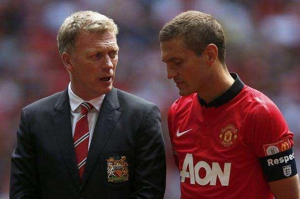 Moyes spiega: "Vidic out, un problema all'inguine"