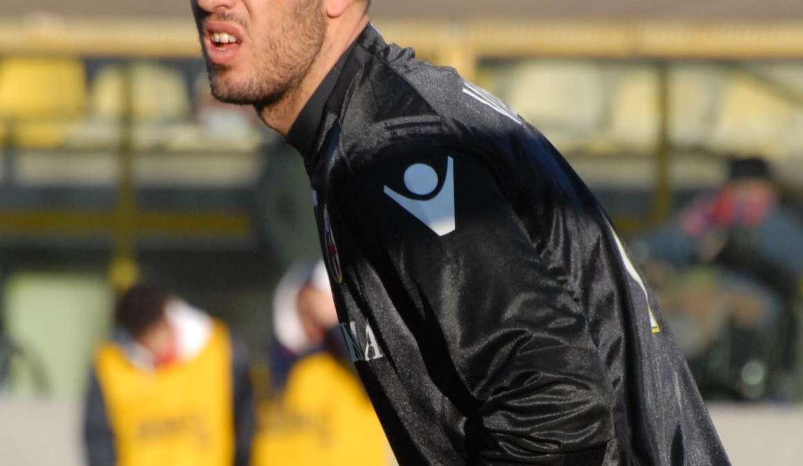 Lady Viviano: "Sta bene a Bologna, sogna la viola"