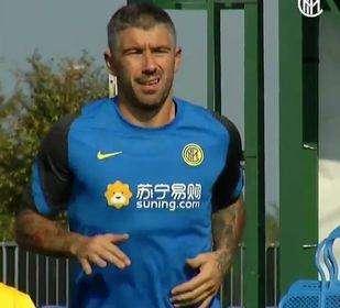 VIDEO - L'Inter suda ad Appiano: primo allenamento nerazzurro per Kolarov 