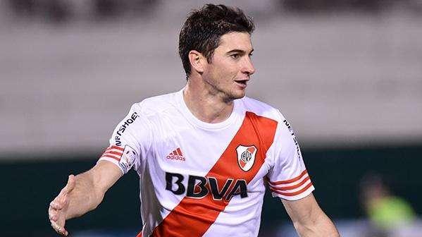 Alario, Crespo consiglia: "È il momento di comprarlo" 