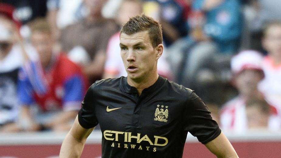 Magath chiama Dzeko: "Dovrebbe venire al Fulham"