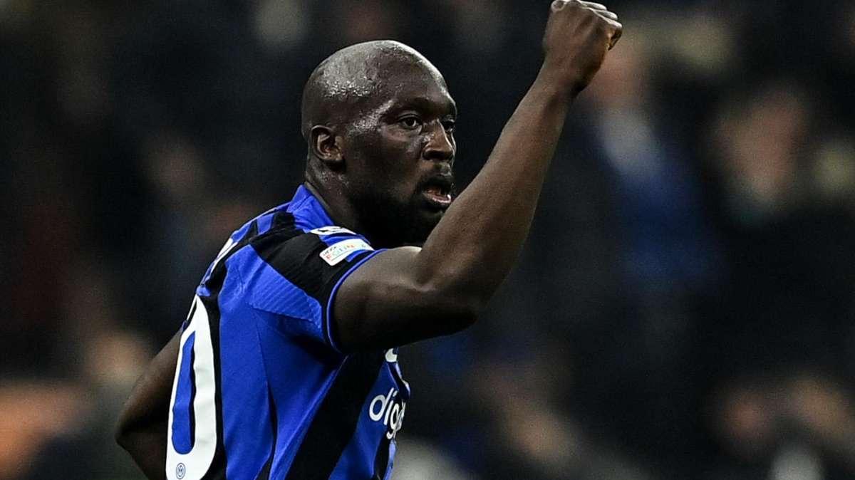GdS - Lukaku chiama l'Inter: voglio restare qui. Ecco da dove nasce la differenza di rendimento col Belgio