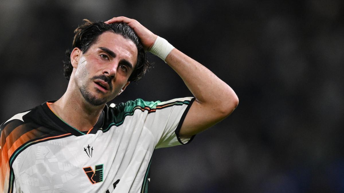Venezia, Kike Perez: "Momento duro perché siamo ultimi, ma lavoriamo con il mister"