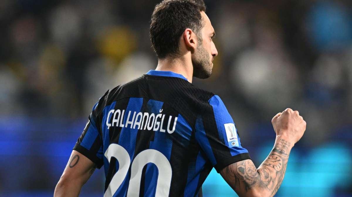 TS - Supercoppa, indolenzimento muscolare per Calhanoglu: andrà valutato in vista della finale