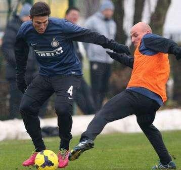 FOTO - Partitella ad Appiano, Pupi-Cuchu a duello