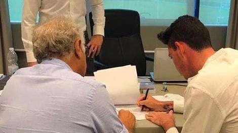 Bastoni-Parma, il difensore si presenta tramite i social: "Sono pronto!"