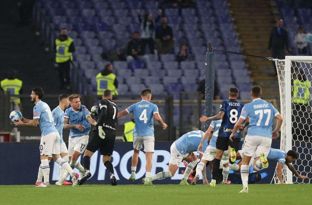 La festa, poi la pugnalata: la Lazio batte l'Inter 3-1, è amaro il ritorno di Inzaghi