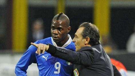 Balotelli-Inter, Prandelli dice: "Sì, se capisce che..."