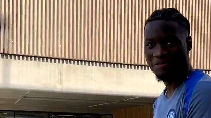 UFFICIALE - Lucien Agoumé lascia l'Inter e torna a Siviglia: il francese arriva a titolo definitivo