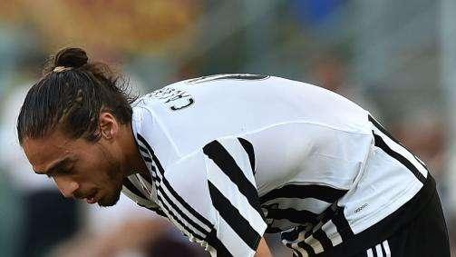 Caceres, è derby mercato: l'Inter ha pronti 3,5 milioni, Milan dietro ma in estate...