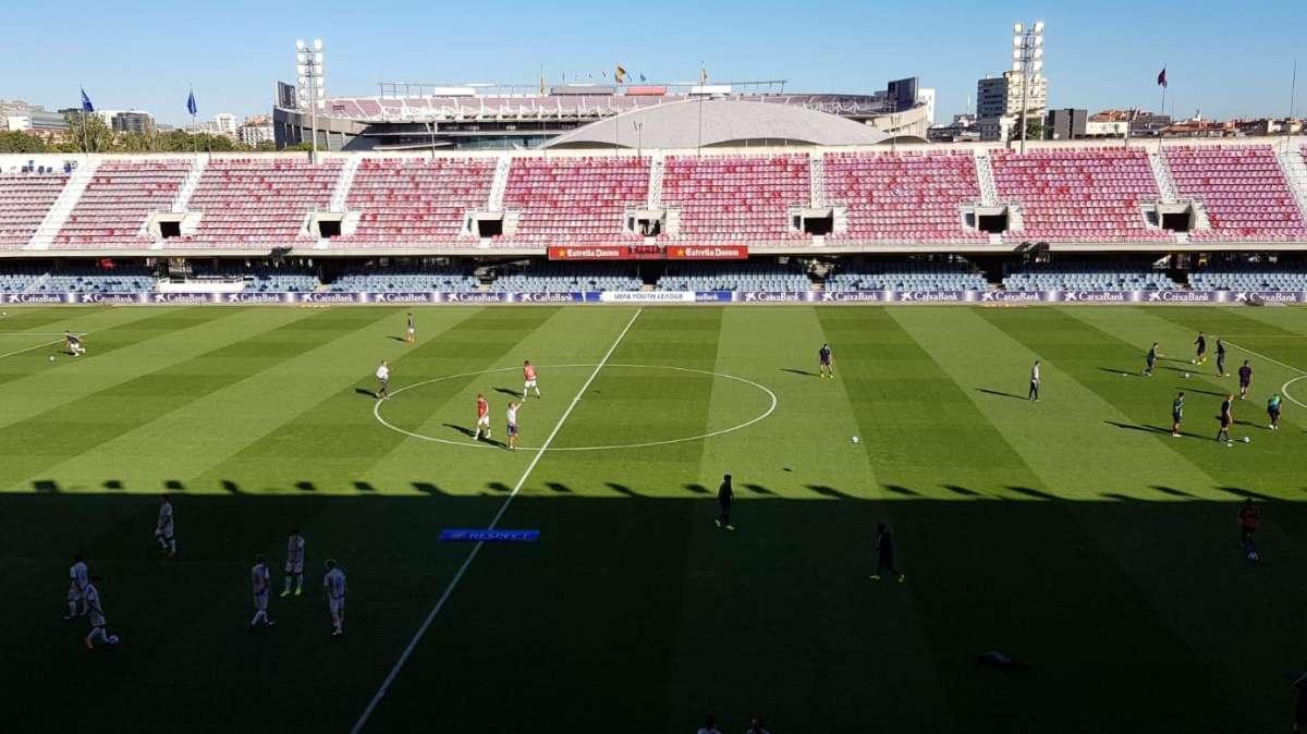 YL - L'Inter getta via un tempo, Colidio-gol non basta: Barça ok 2-1