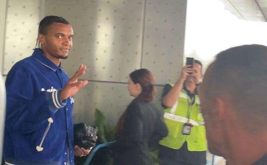 Sky - L'Inter riabbraccia i Nazionali: Akanji è tornato a Milano. Lautaro, Calhanoglu e gli italiani attesi domani 
