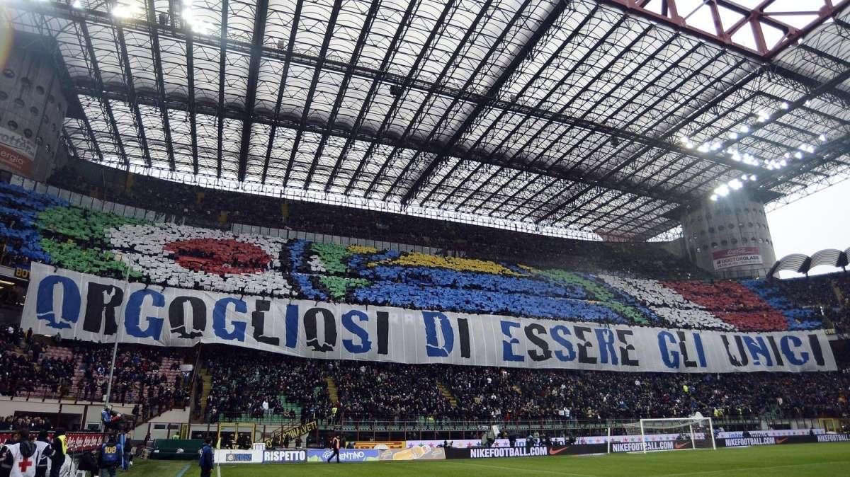 "Orgogliosi di essere gli unici". Derby del tifo stravinto