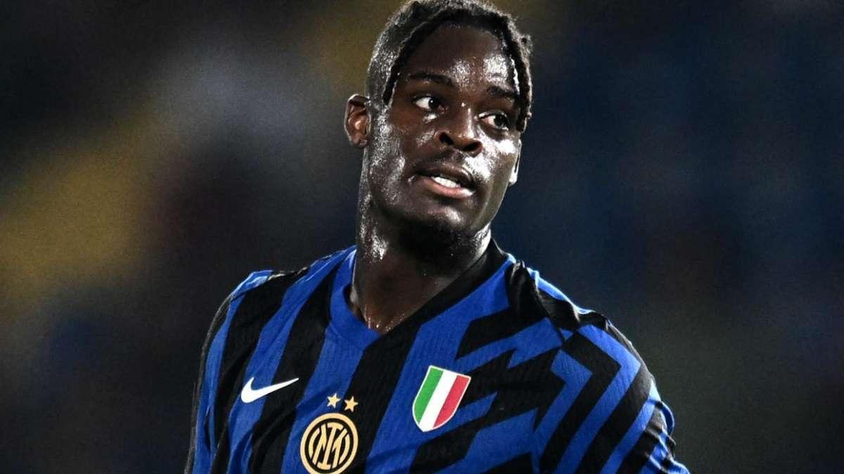 FcIN - Il West Ham si fa sotto, ma Bisseck è incedibile: prezzo più che triplicato e maglia da titolare nel mirino