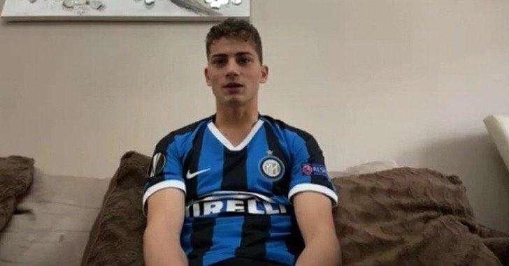 Esposito: "Innamorato di Milito, spero di somigliargli. Primo gol in A? Lukaku ha avverato il mio sogno più grande"