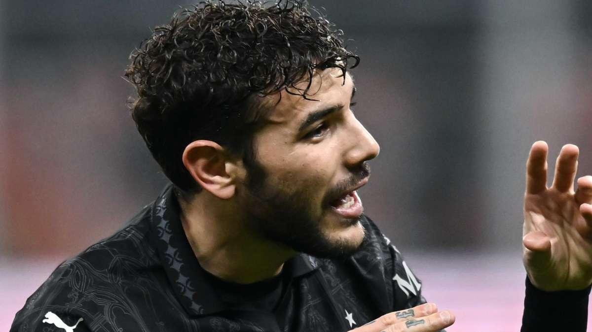 Milan, Theo: "Se ci siamo per lo Scudetto? Quando ci sarà il derby lavoreremo per vincere"