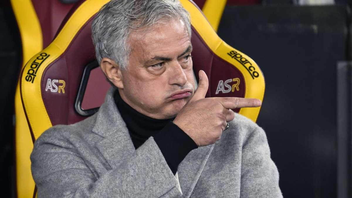 Mourinho: "Sogno di fare l'allenatore, spesso dovevo essere molto di più. Ritiro? Ho ancora tanta strada da fare"