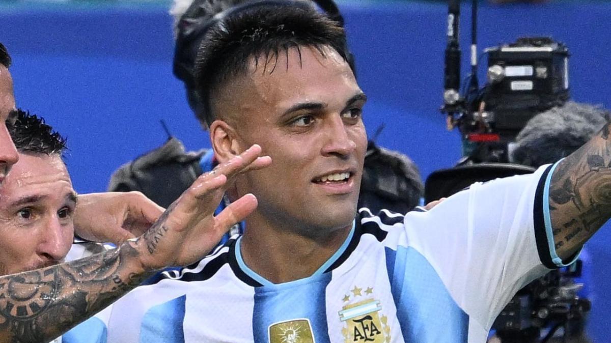 Batistuta: "Lautaro e Alvarez non segnano? Conta vincere il Mondiale"