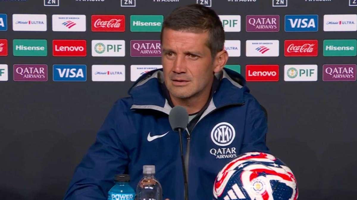Chivu in conferenza: "Dobbiamo remare tutti dalla stessa parte. Mi sono commosso per Valentin. E le parole di Bastoni..."