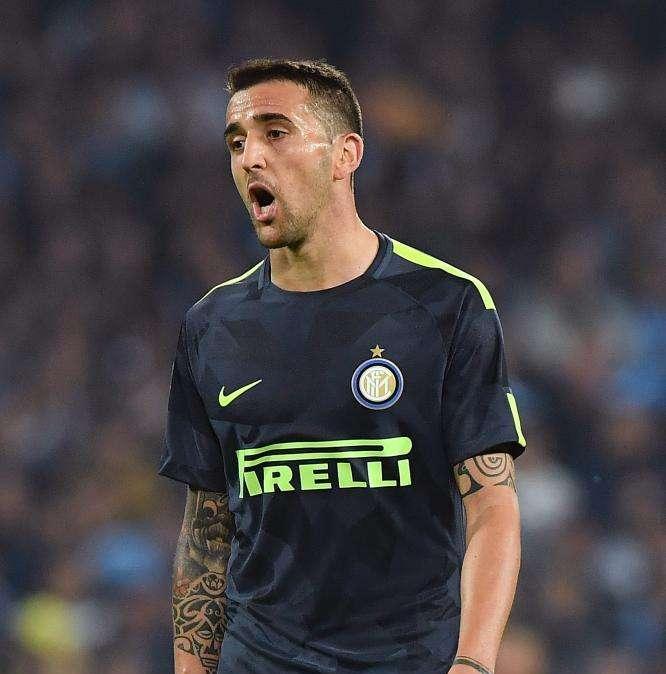 Vecino su Twitter: "Proseguiamo sulla nostra strada"