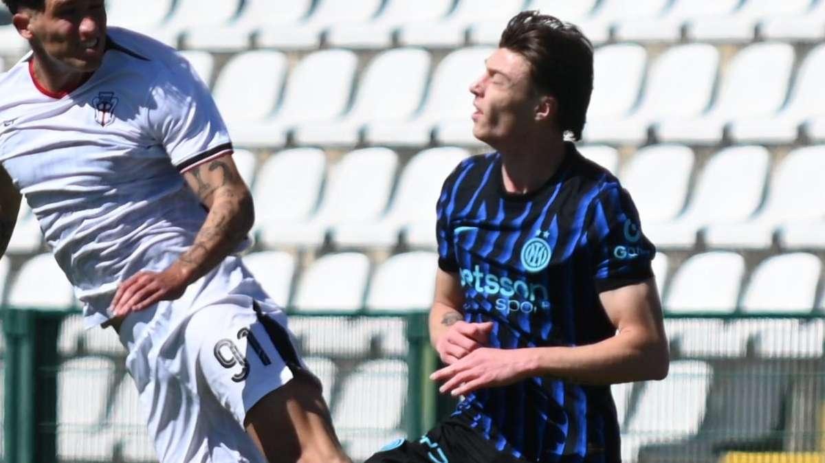Sirene straniere per Spinaccè: tre club interessati all'attaccante interista