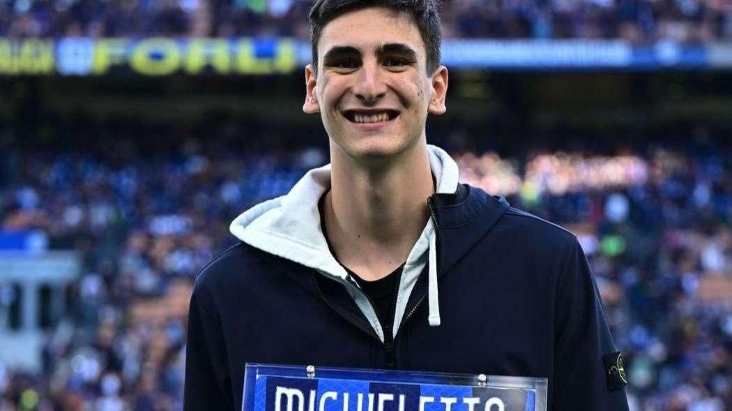 Sabato di emozioni per l'iridato del volley Michieletto: una maglia dell'Inter come premio