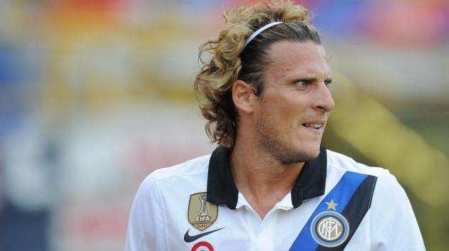 VIDEO - Ranieri su Forlan: "Giocatore immenso..."