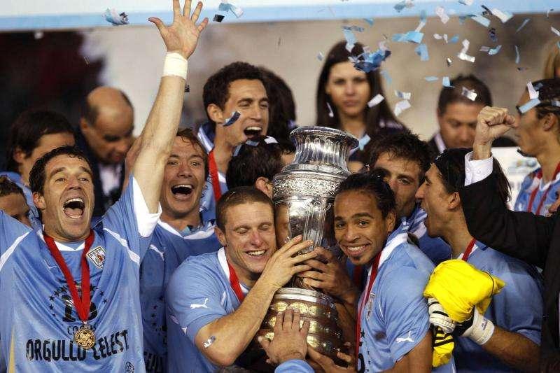 Uruguay: c'è Pereira titolare, Gargano in ballottaggio