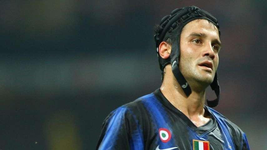 Per Chivu solo un trauma al piede sinistro