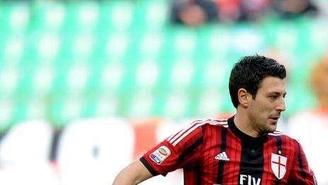 Atalanta, l'obiettivo è Bonera: cessione per Stendardo?
