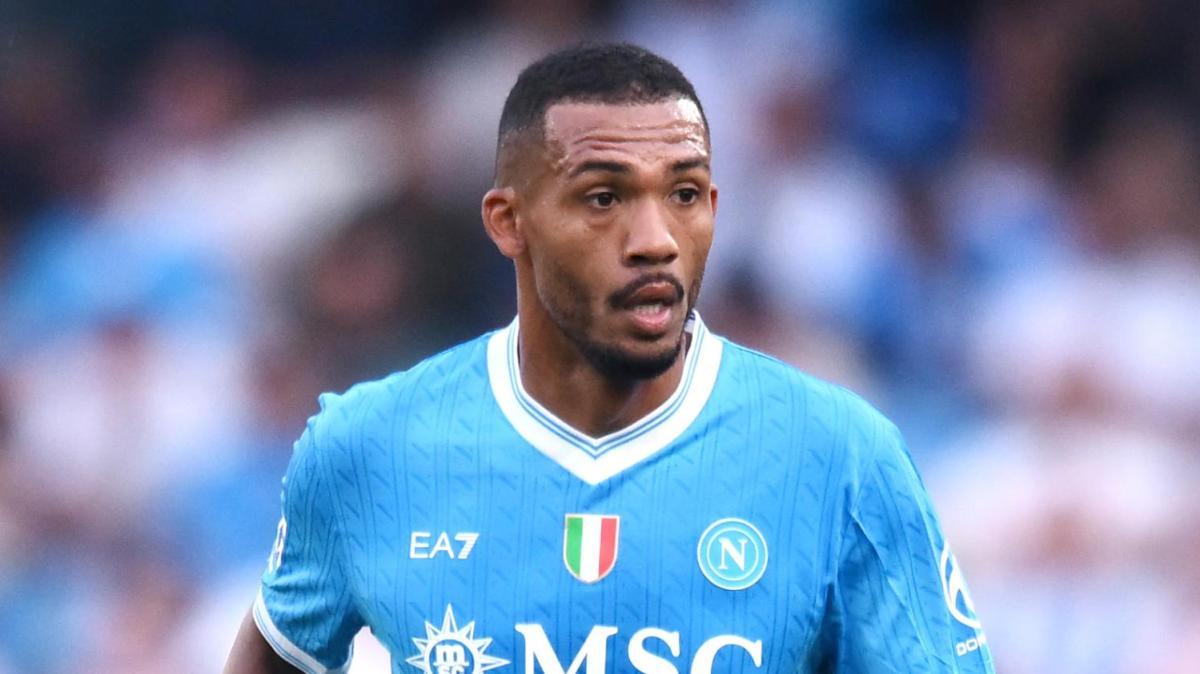 UFFICIALE - Juan Jesus saluta il Napoli dopo cinque anni